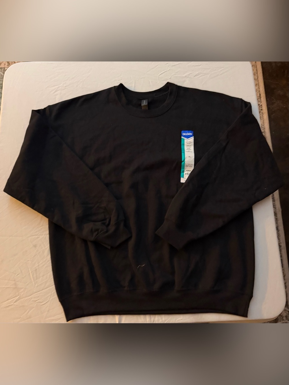 Gildan Heavy Blend Black Crewneck Sweatshirt NWT